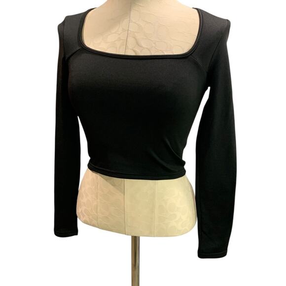 Size XS Black Scoop Neck Fitted Crop Long Sleeve Womens Shirt Fleecey Lining - Picture 2 of 6